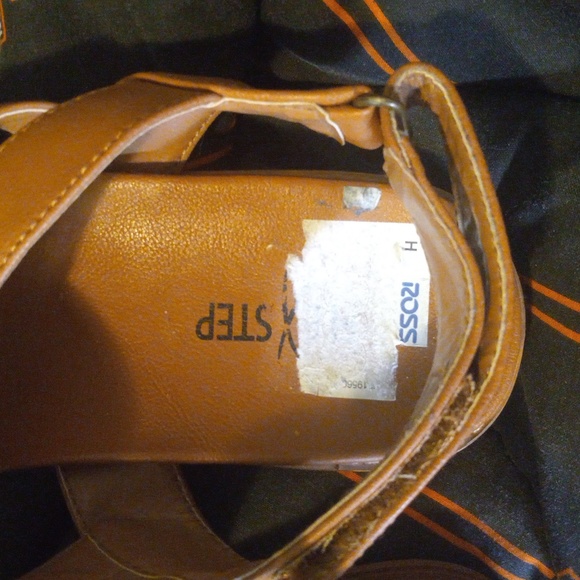 Ladies 10 Medium Flexstep Sandals - Picture 6 of 7